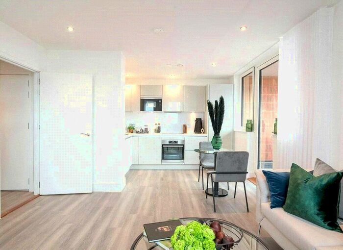 2 Bedroom Flat To Rent In Ashwell House, Merrick Road, Southall, UB2