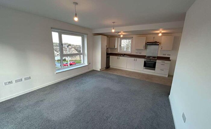 2 Bedroom Apartment To Rent In Well Spring Close, Edinburgh, EH13