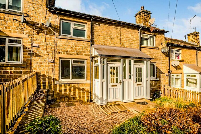 2 Bedroom Terraced House To Rent In Manor Rise, Huddersfield, West Yorkshire, HD4