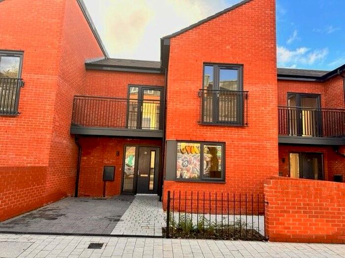 3 Bedroom Property To Rent In Jarvis Street, Leicester, LE3