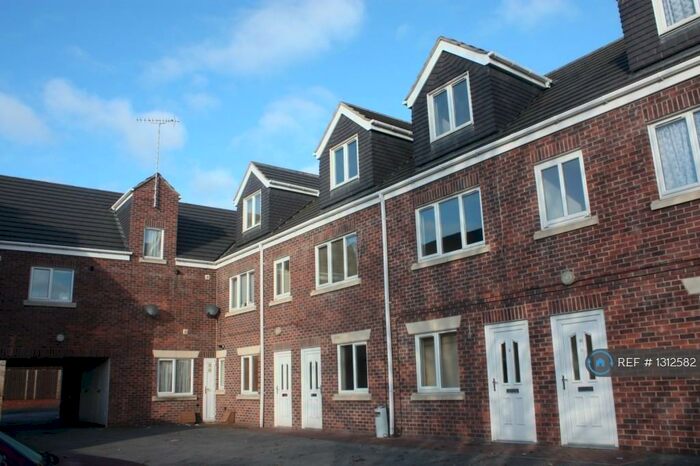 1 Bedroom Flat To Rent In Wood Road, Derby, DE21