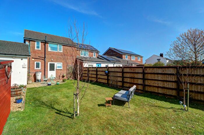 3 Bedroom Semi-Detached House For Sale In Smallwood Hey Road, Preston, PR3