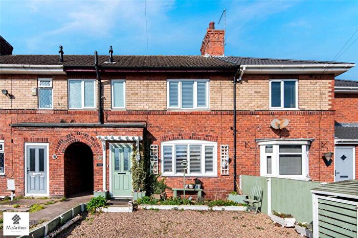 3 Bedroom Terraced House For Sale In Milne Road, Harworth And Bircotes, Doncaster, South Yorkshire, DN11