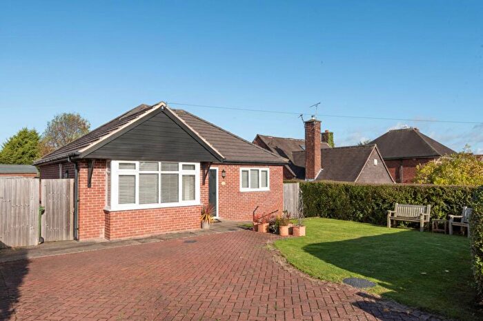 2 Bedroom Detached Bungalow For Sale In Hazel Drive, Chesterfield, S40