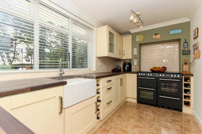 2 Bedroom Semi-Detached House For Sale In Hilltop Road, Little Harrowden, NN9