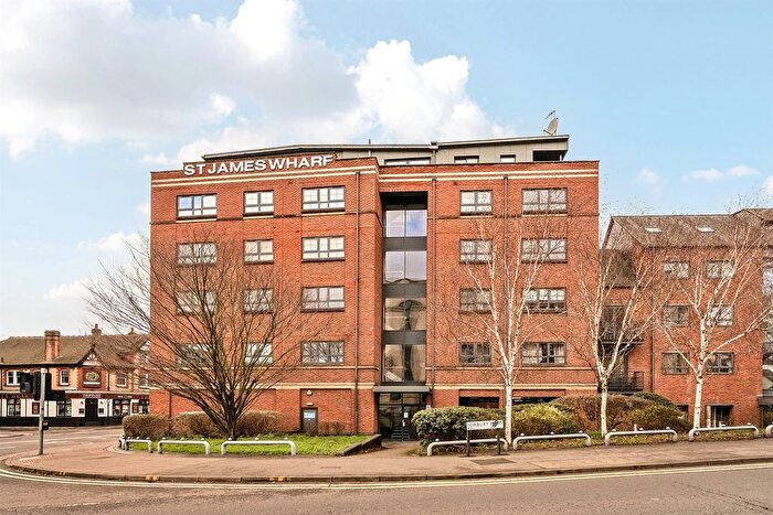 2 Bedroom Flat To Rent In St. James Wharf, Reading, RG1