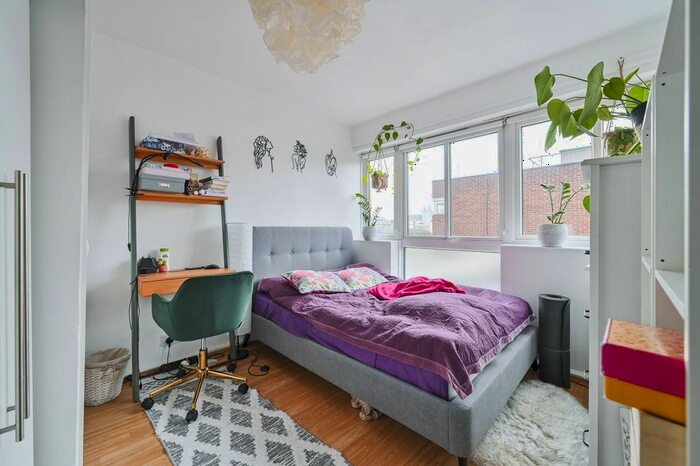 2 Bedroom Flat To Rent In Castle Road, Camden, London, NW1
