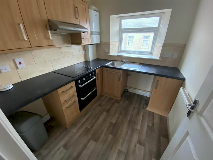 1 Bedroom Flat To Rent In Ralph Street, Llanelli SA15