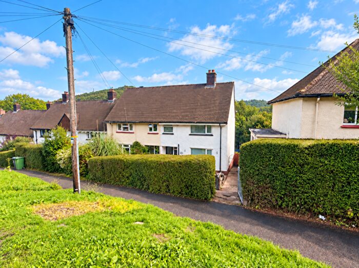 3 Bedroom Semi-Detached House For Sale In Garth Olwg, Gwaelod-Y-Garth, Cardiff, CF15