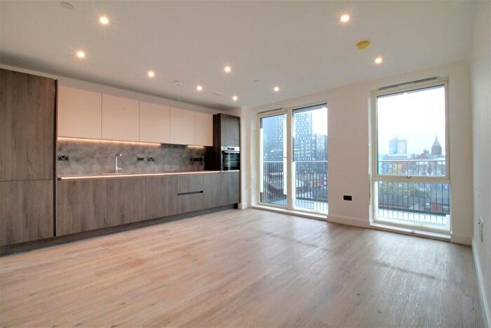 2 Bedroom Apartment To Rent In The Lancaster, Snow Hill Wharf, Shadwell Street, Birmingham, B4