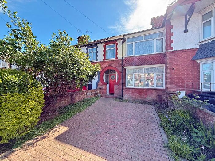 3 Bedroom Terraced House For Sale In Highbury Grove, Cosham, PO6