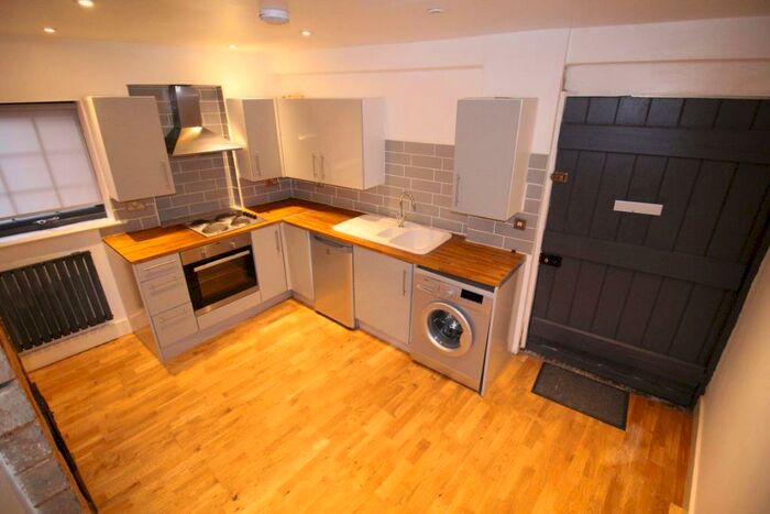 1 Bedroom House To Rent In `;gilberts Yard, CV21