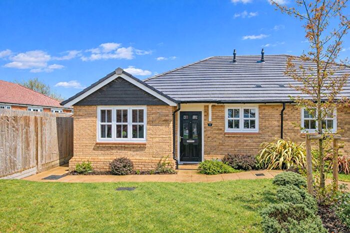 2 Bedroom End Terrace House For Sale In Plantagenet Close, Wallingford, OX10