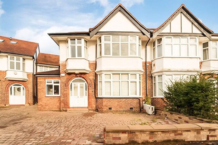 5 Bedroom Property To Rent In Delamere Road, Ealing, W5