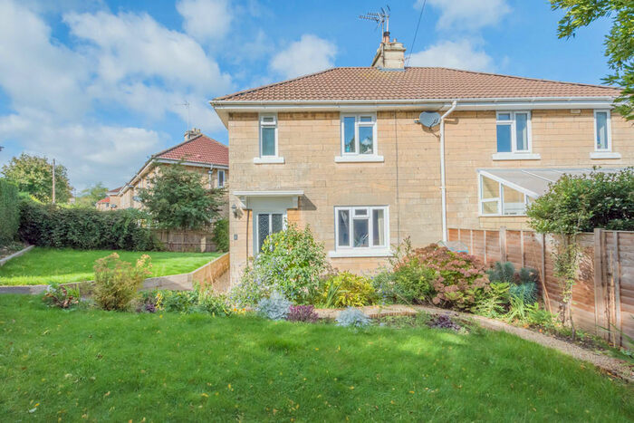 3 Bedroom Semi-Detached House To Rent In Southdown Avenue, Bath, BA2