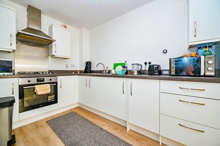 1 Bedroom Flat For Sale In Trilby Court, Bongrace Walk, Luton, Bedfordshire, LU4