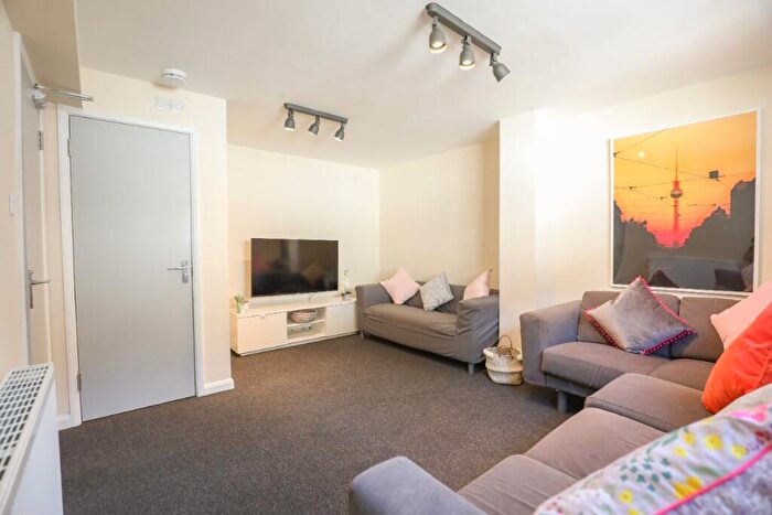 1 Bedroom House Of Multiple Occupation To Rent In Hawkhurst Road, BN1