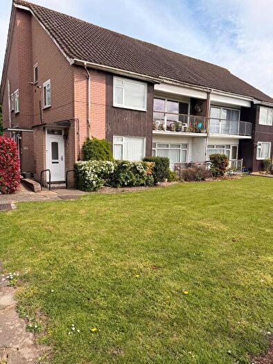 3 Bedroom Flat For Sale In Dene Gardens, Stanmore, HA7