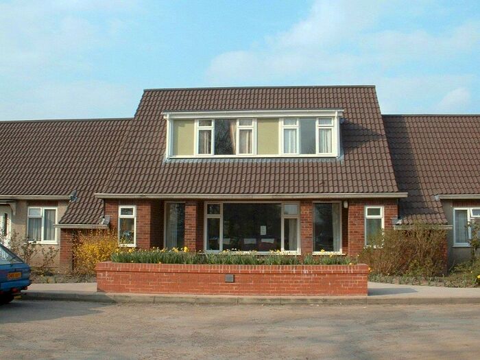 1 Bedroom Flat To Rent In Eaton Close, Leominster, HR6