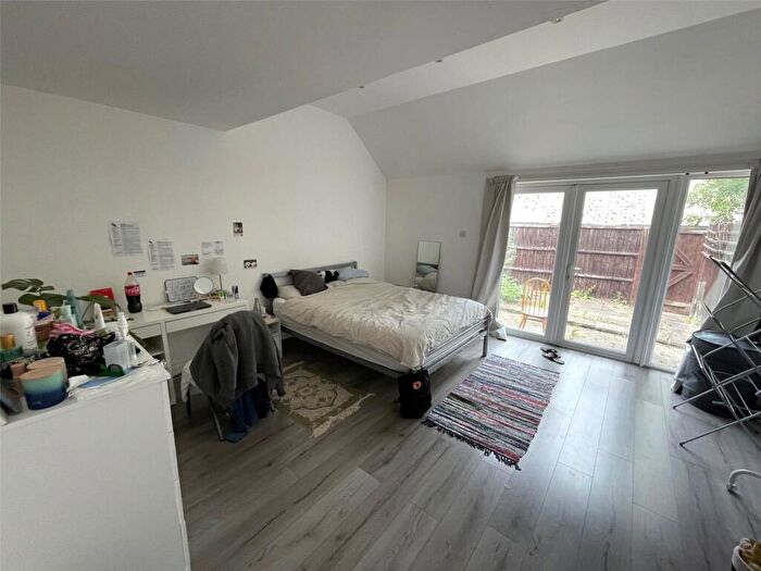 4 Bedroom House To Rent In Jupiter Way, Islington, London, N7