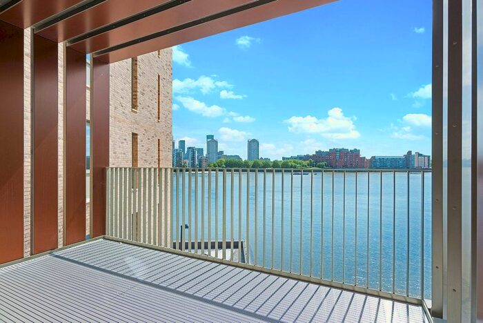 1 Bedroom Flat To Rent In Imperial Court, - Odessa Street, London, SE16