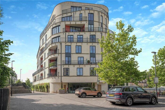2 Bedroom Apartment To Rent In Victoria Bridge Road, Bath, Somerset, BA2