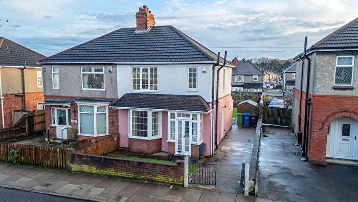 3 Bedroom Semi-Detached House For Sale In Cross Coates Road, Grimsby, DN34