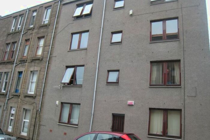 1 Bedroom Flat To Rent In Rosebery Street, Dundee, DD2