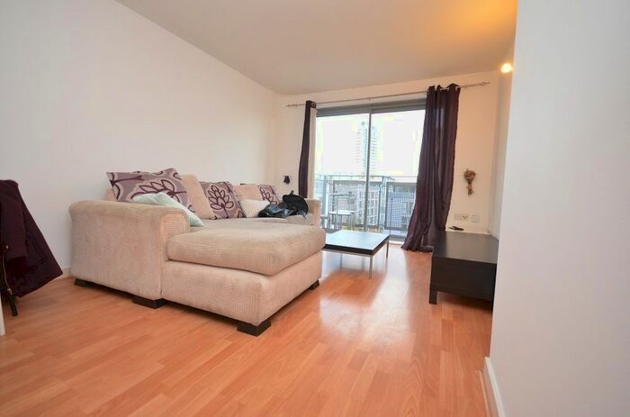 1 Bedroom Flat To Rent In Deals Gateway, London, SE13