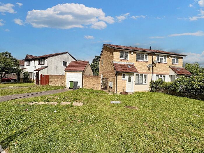 3 Bedroom Semi-Detached House To Rent In Laureate Close, Llanrumney, Cardiff., CF3