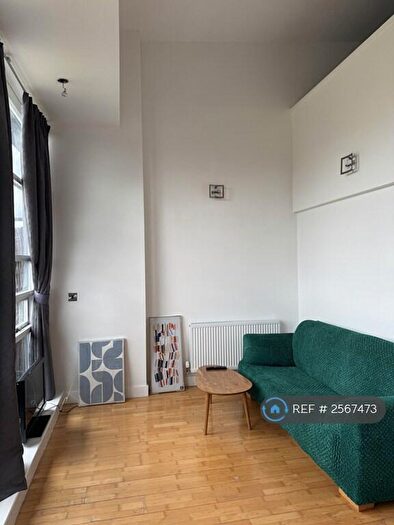 2 Bedroom Flat To Rent In Block A, Manchester, M4