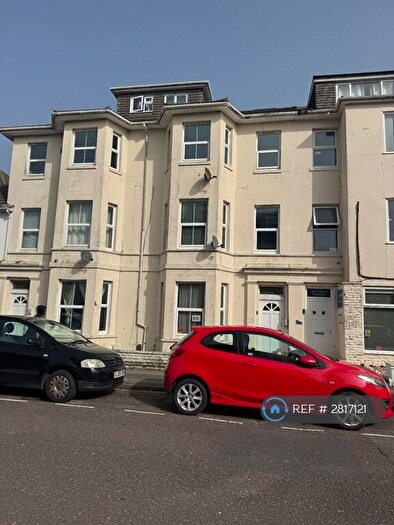 2 Bedroom Flat To Rent In West Hill Road, Bournemouth, BH2