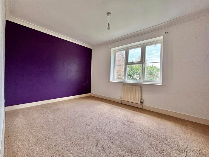 4 Bedroom Detached House For Sale In The Spaldings, St. Leonards-On-Sea, TN38