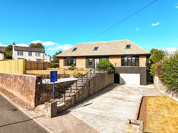 4 Bedroom Detached House For Sale In Buffs Lane, Heswall, Wirral, CH60