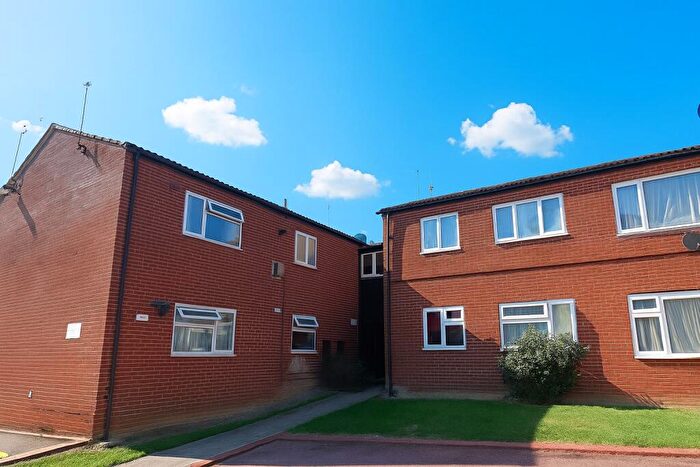 2 Bedroom Apartment To Rent In Trenchard Crescent, Springfield, Chelsmford, CM1