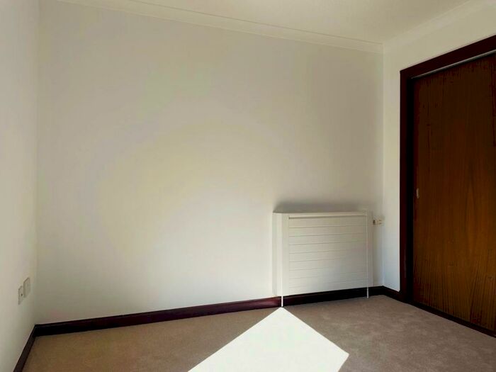 1 Bedroom Flat To Rent In Strathclyde House Skelmorlie, PA17