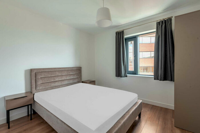 2 Bedroom Apartment To Rent In The Lansdowne, Hagley Road, Birmingham, B16