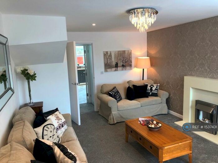 4 Bedroom Semi-Detached House To Rent In Bamburgh Close, Barrow-In-Furness, LA13