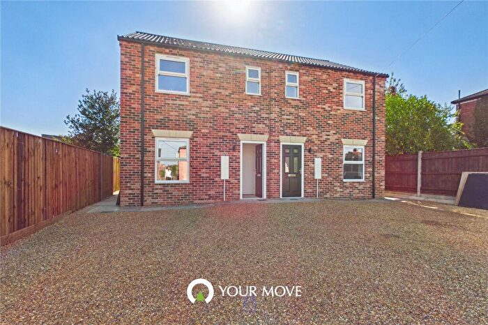 3 Bedroom Semi-Detached House To Rent In Peddars Lane, Beccles, Suffolk, NR34