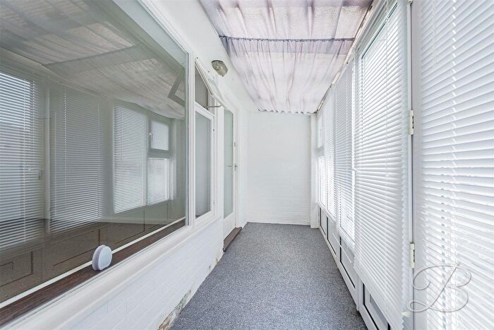 2 Bedroom Detached Bungalow To Rent In Sherwood Avenue, Edwinstowe, Mansfield, NG21