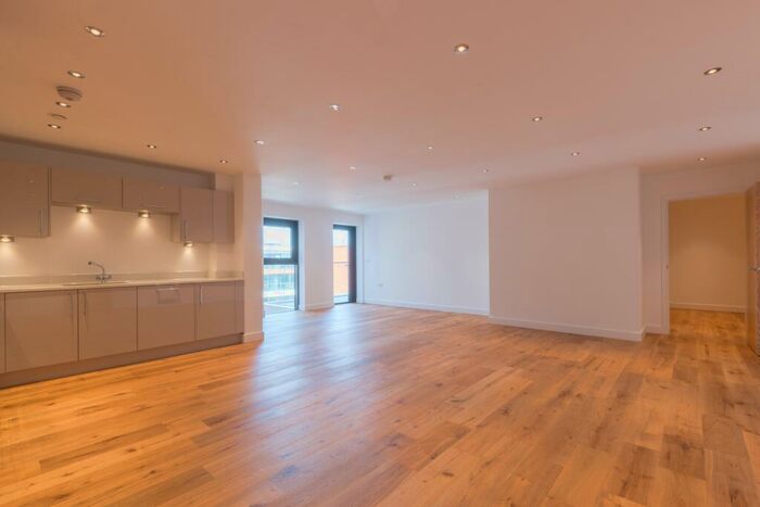 1 Bedroom Flat To Rent In Kingman Way, Newbury, RG14