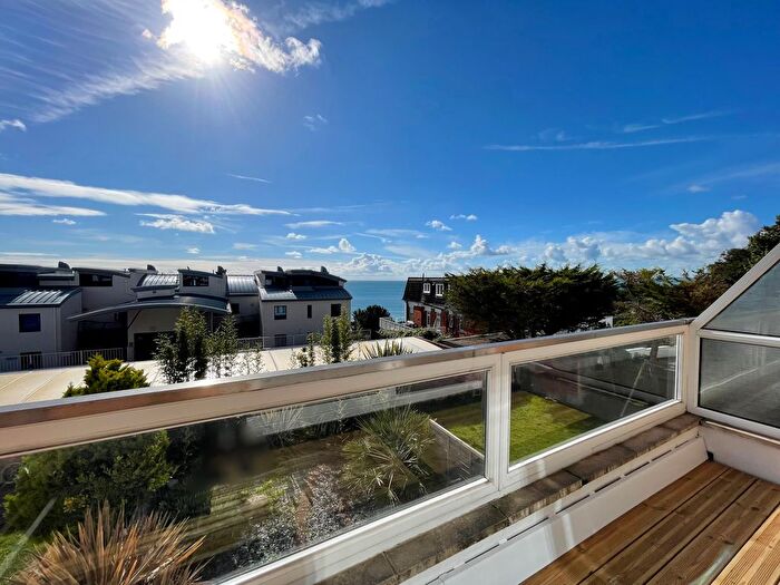1 Bedroom Flat To Rent In Victory Court, Bournemouth, BH5
