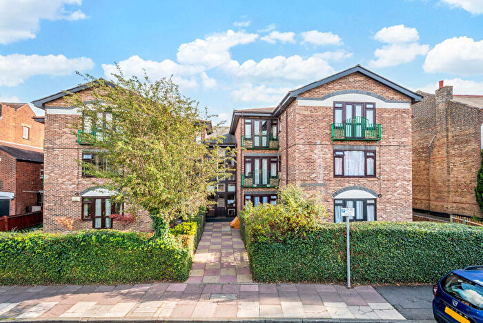 Studio To Rent In Hadlow Road, Sidcup, DA14