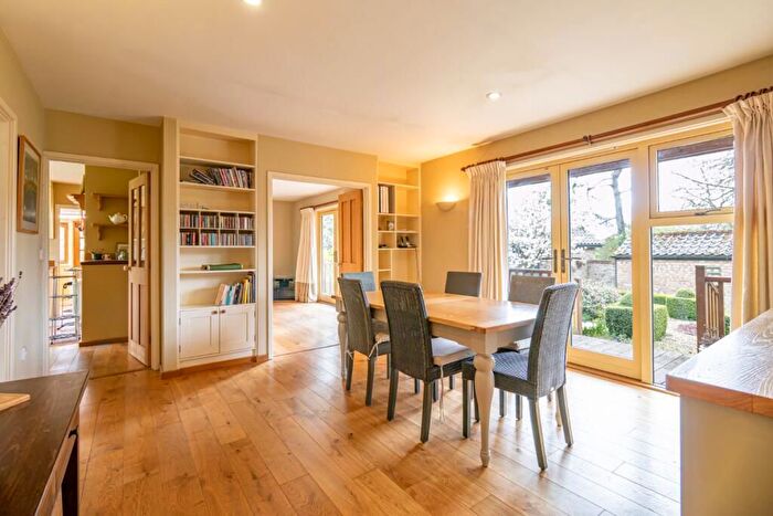 2 Bedroom Bungalow For Sale In Norwich Road, Swaffham, PE37