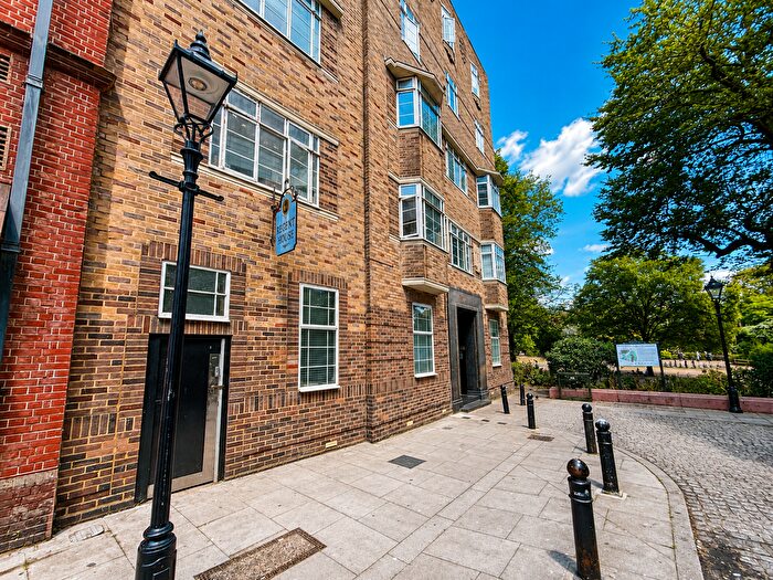 1 Bedroom Flat To Rent In Regent House, Brighton, BN1