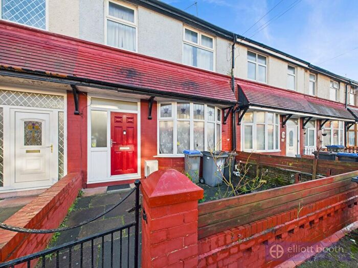 3 Bedroom Terraced House For Sale In The Crescent, FY4