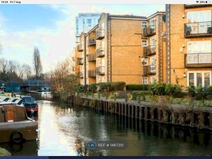 2 Bedroom Flat To Rent In Twig Folly Close, London, E2