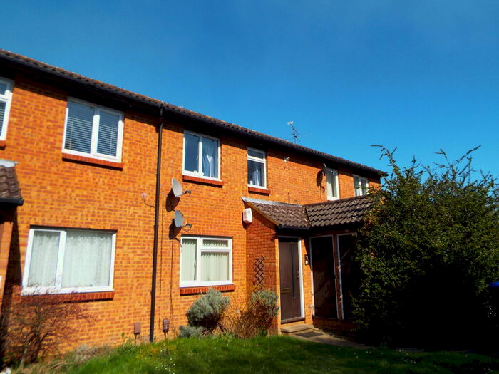 1 Bedroom Flat To Rent In Woking, GU21
