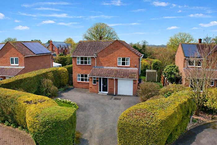4 Bedroom Detached House For Sale In Maesbury Marsh, Oswestry, SY10