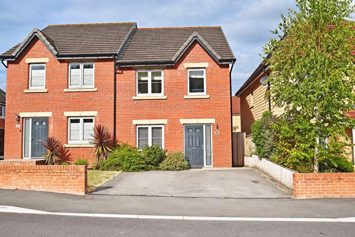 3 Bedroom Semi-Detached House For Sale In Garten Close, Knaresborough, HG5